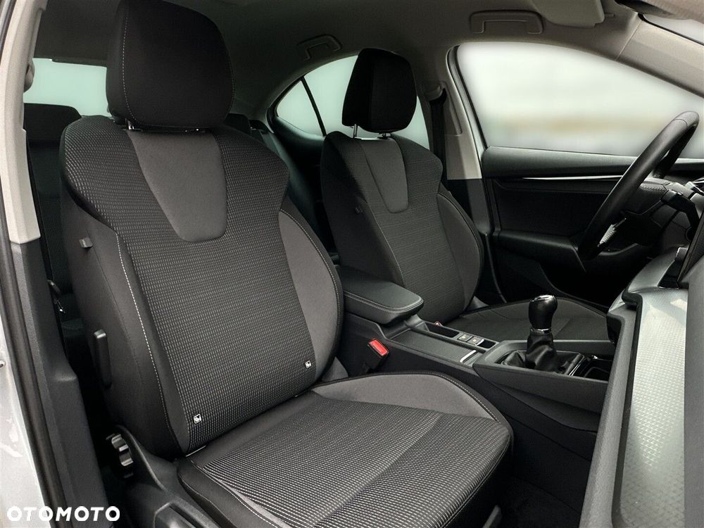 Skoda Octavia 1.5 TSI ACT Ambition - 34
