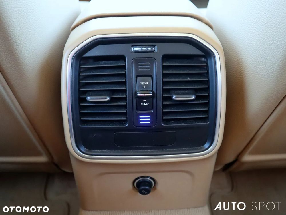 Porsche Macan S - 39