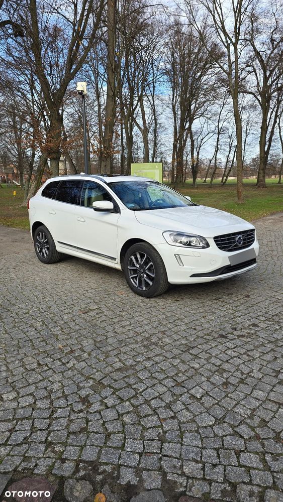 Volvo XC 60 D4 Drive-E Summum - 3