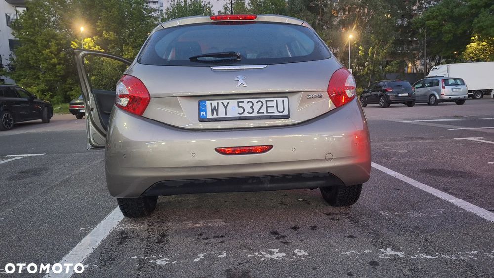Peugeot 208 82 VTI Allure - 10