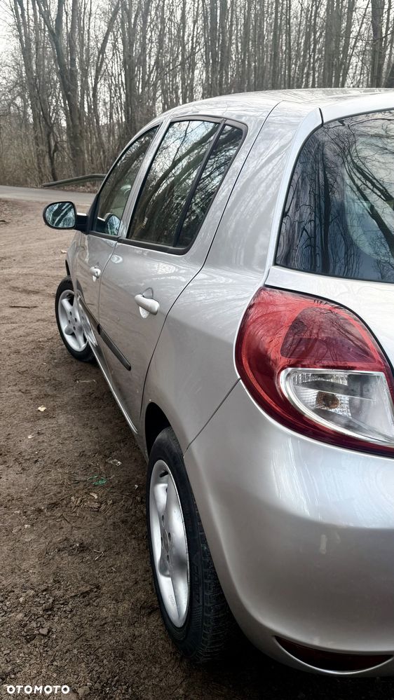 Renault Clio 1.2 16V Dynamique - 6