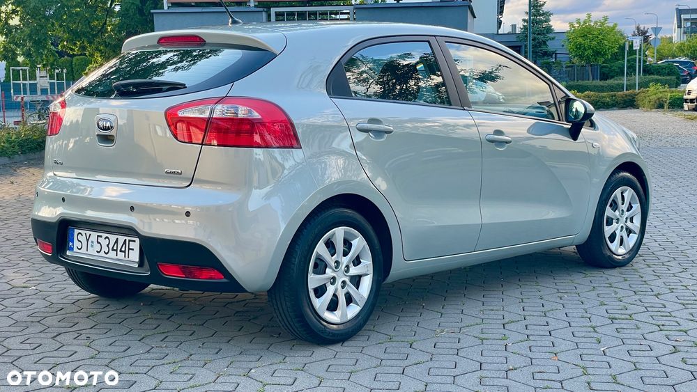 Kia Rio 1.1 crdi L - 3