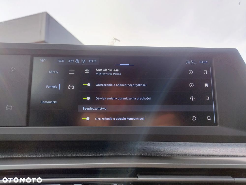 Peugeot 3008 1.2 PureTech mHEV Allure e-DCS6 - 18