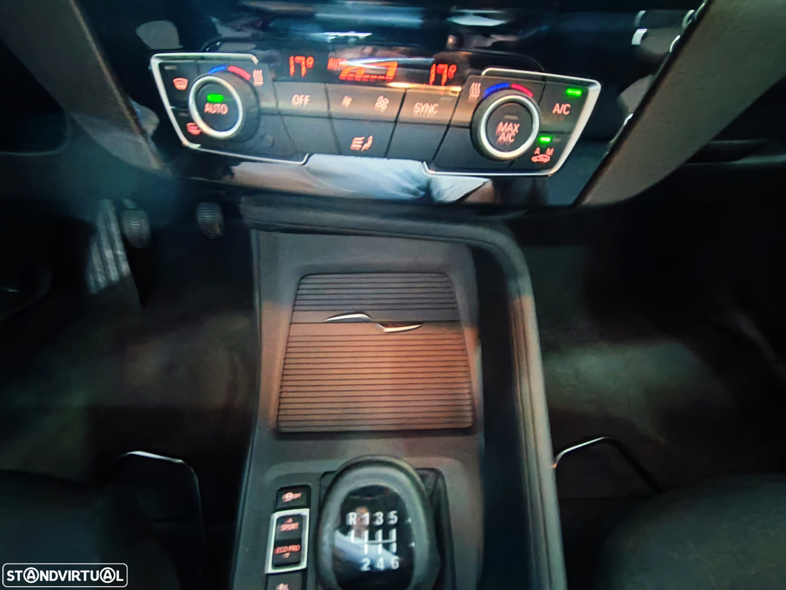 BMW X1 16 d sDrive Advantage - 36