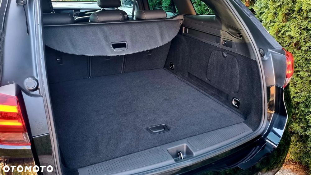 Opel Astra V 1.2 T Business Elegance S&S - 10