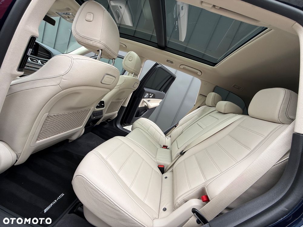 Mercedes-Benz GLS - 18