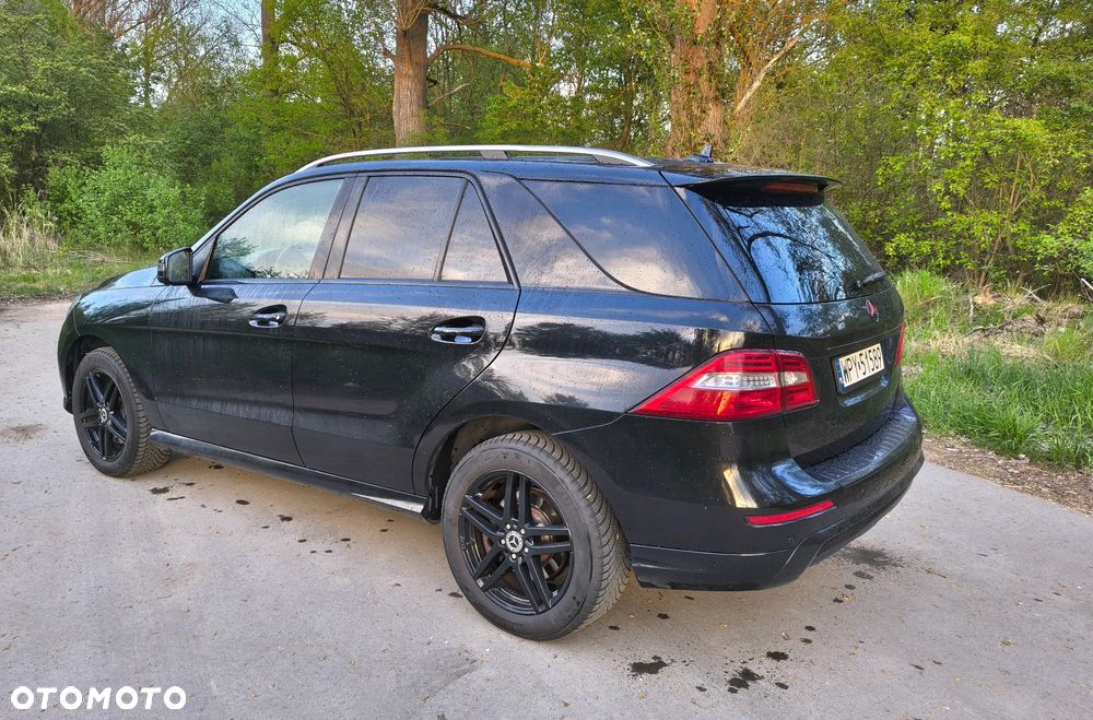 Mercedes-Benz ML 350 BlueTEC 4-Matic - 6