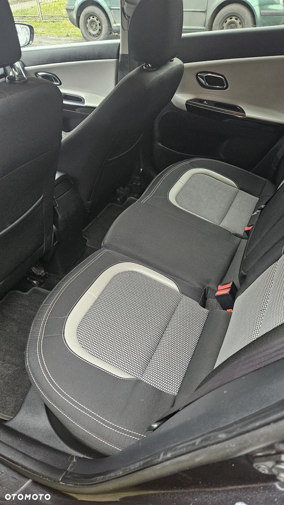 Kia Ceed 1.6 CRDi XL - 9