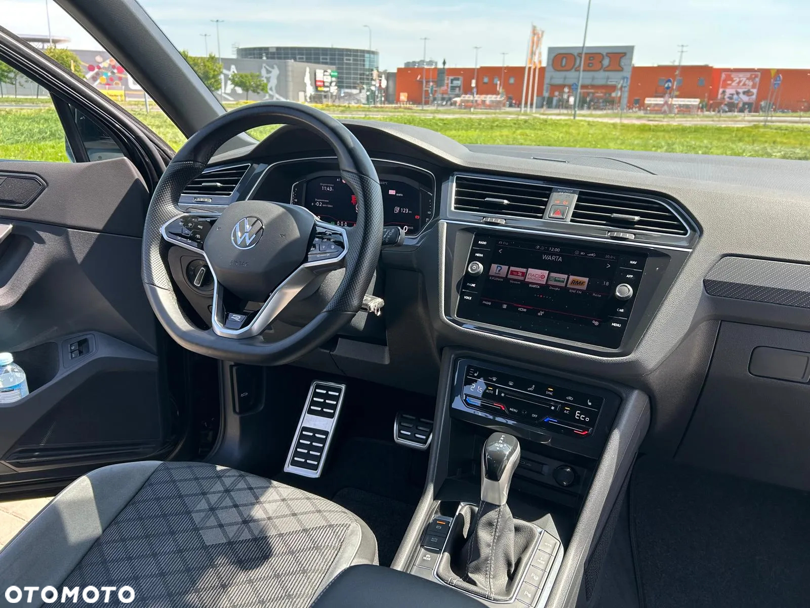 Volkswagen Tiguan - 12