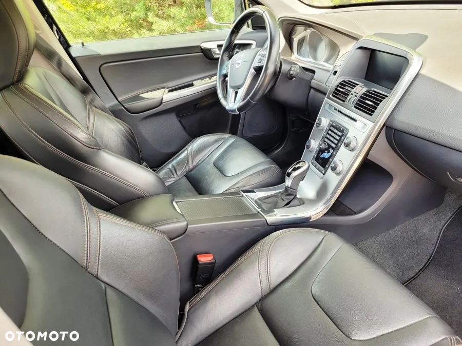 Volvo XC 60 - 29