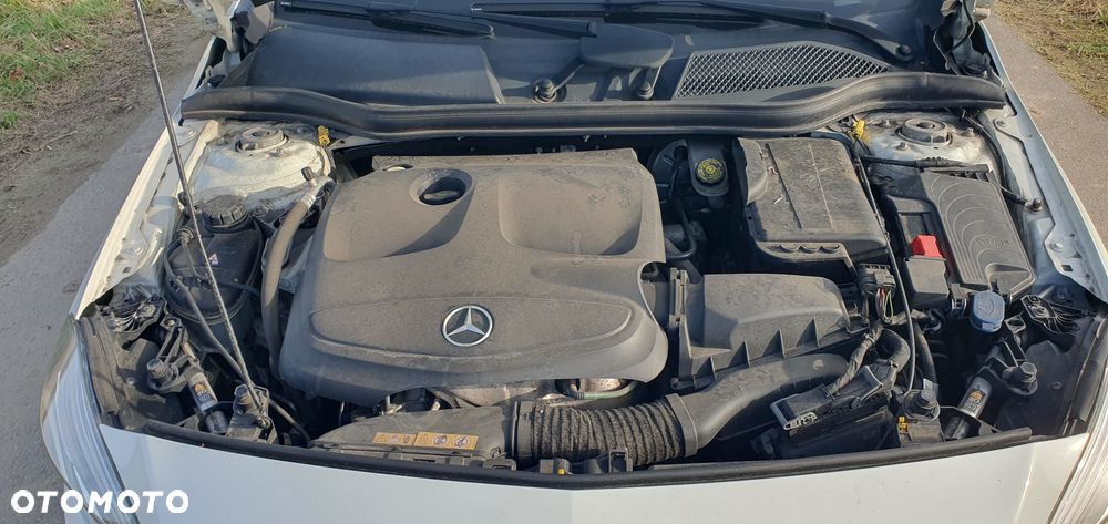 Mercedes-Benz Klasa A 180 7G-DCT AMG Line - 11