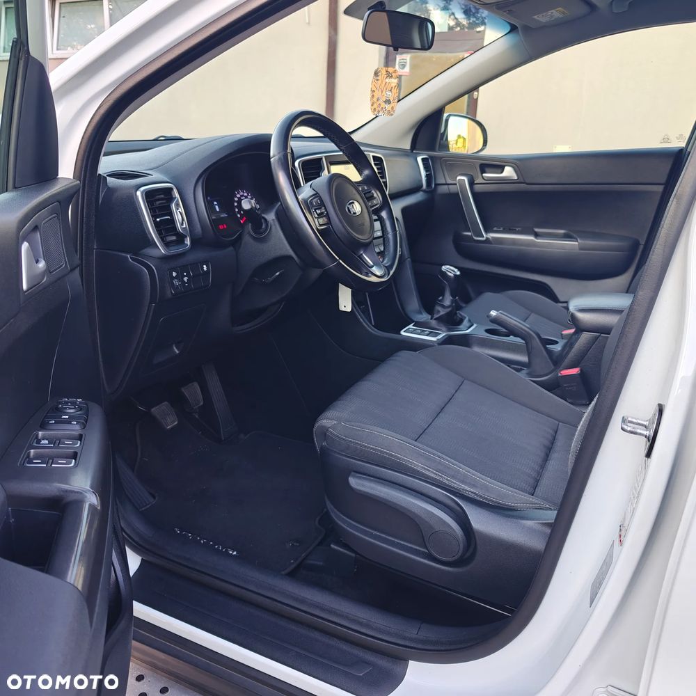 Kia Sportage 1.7 CRDI 2WD Attract - 9