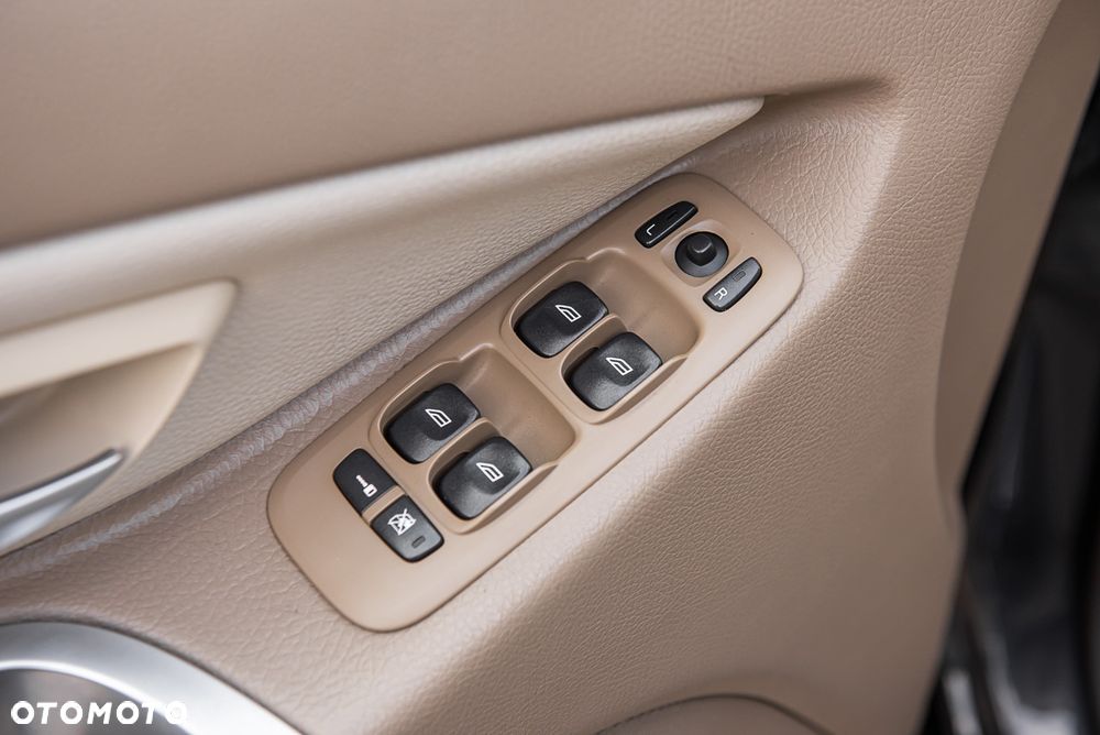 Volvo XC 90 D5 AWD Executive - 16