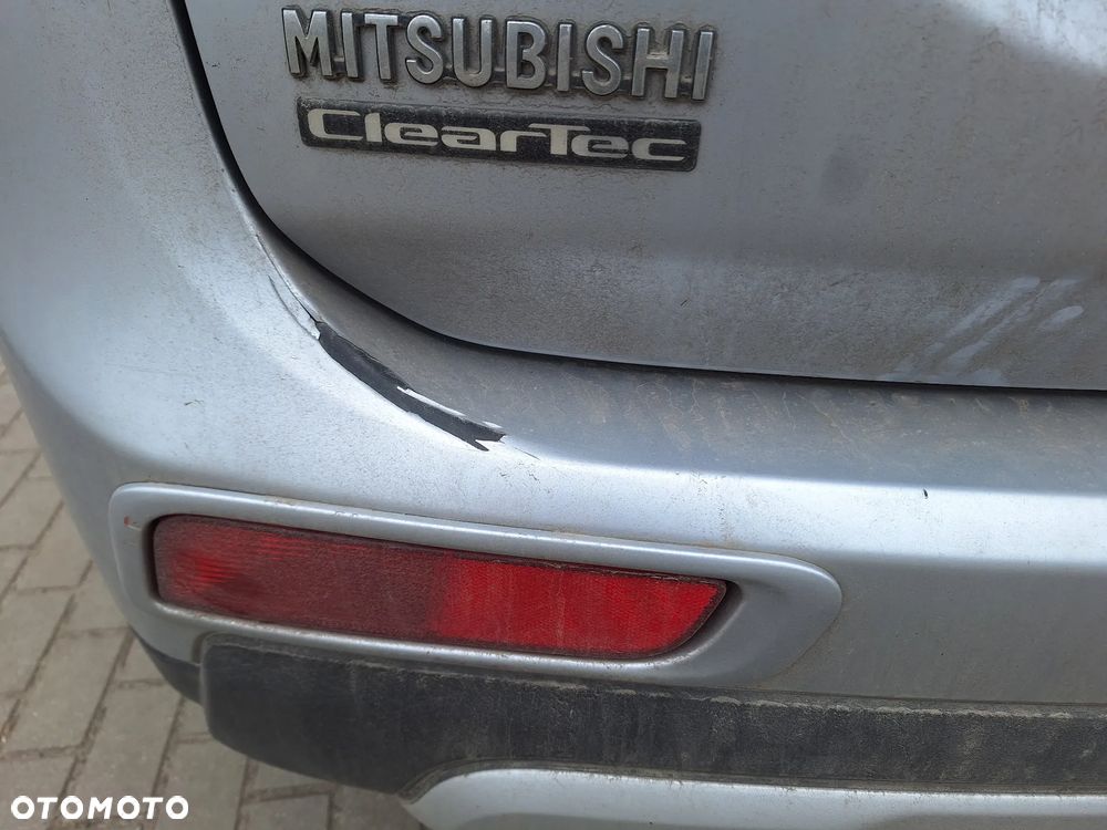 Mitsubishi Outlander 2.0 Intense + 4WD CVT - 8