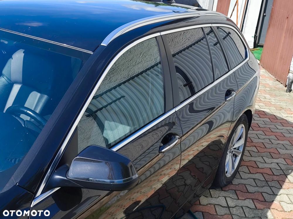BMW Seria 5 520d xDrive - 7