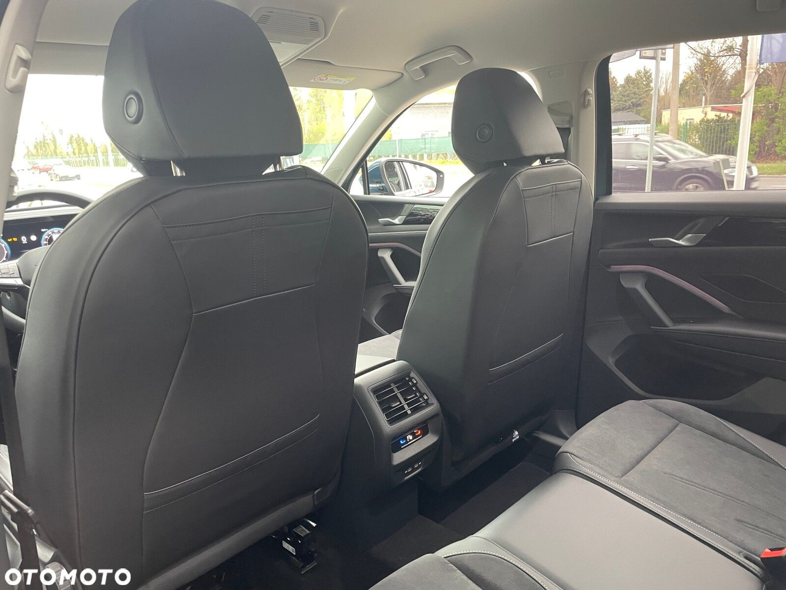 Volkswagen Tiguan - 30