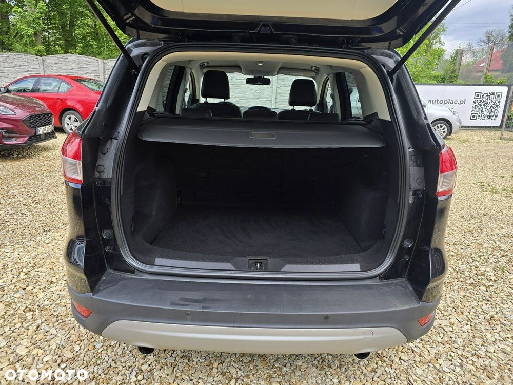 Ford Kuga 1.6 EcoBoost 2x4 Titanium - 24