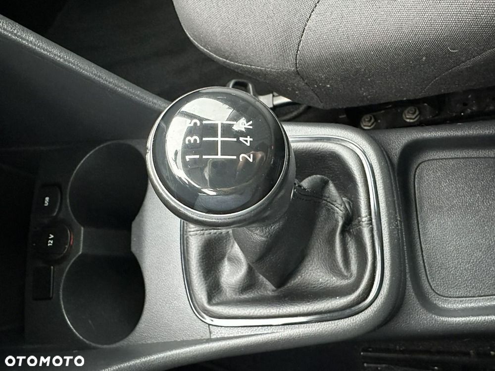 Volkswagen Polo - 22
