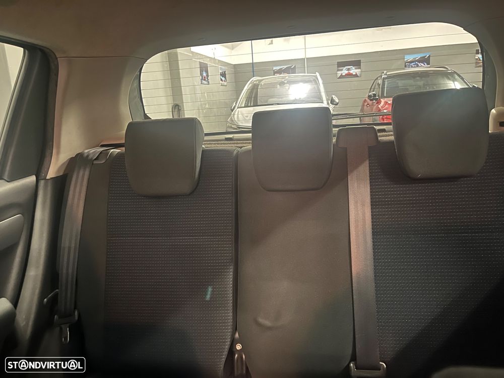 Suzuki Swift 1.3 DDiS Sport - 33