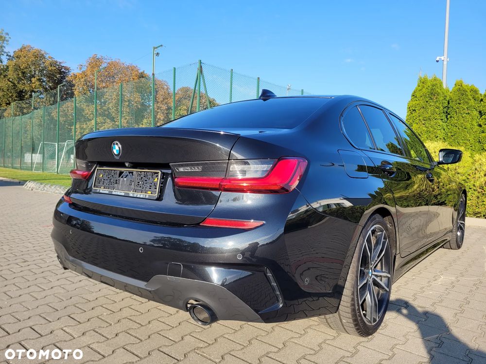 BMW Seria 3 330d xDrive - 6
