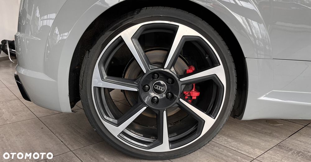 Audi TT RS Coupé - 7