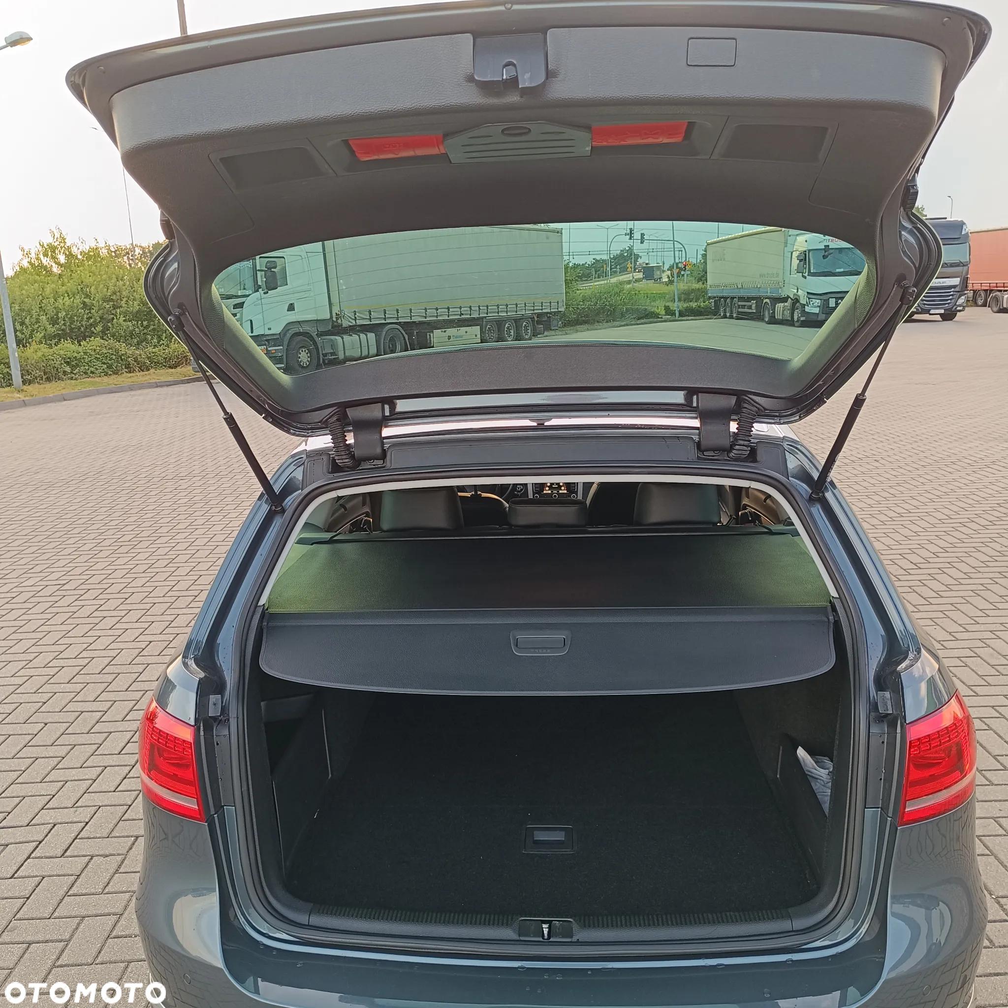 Volkswagen Passat 2.0 TDI Highline - 7