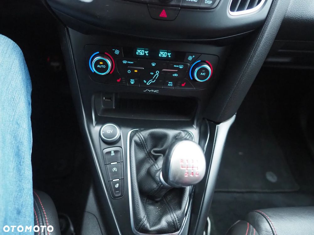 Ford Focus 2.0 TDCi ST-2 - 25