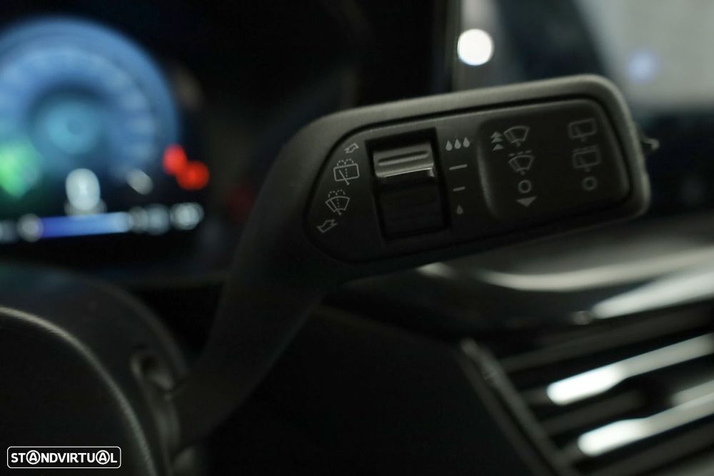 Ford Focus 1.0 EcoBoost MHEV ST-Line X - 18