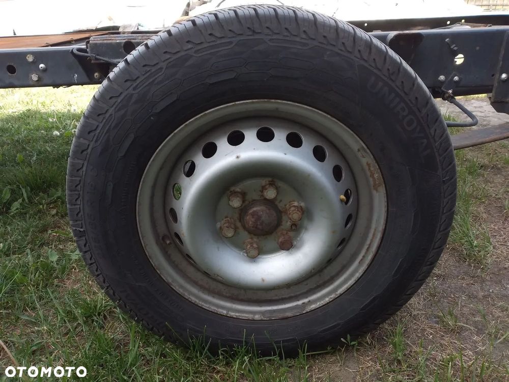 Iveco 3,0 CNG F1CE0441A osprzęt silnika 2013r, kabina szkielet ,  wał napędowy pół resory poduszki , koła z ładnymi oponami , sterowniki silnika i inne części - 20