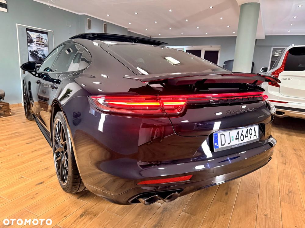 Porsche Panamera Turbo Executive - 18