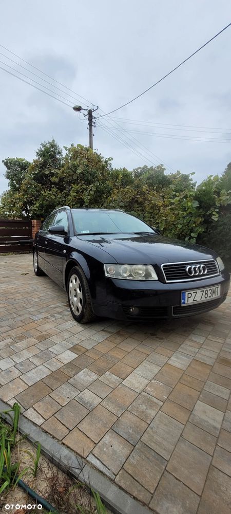 Audi A4 Avant - 1