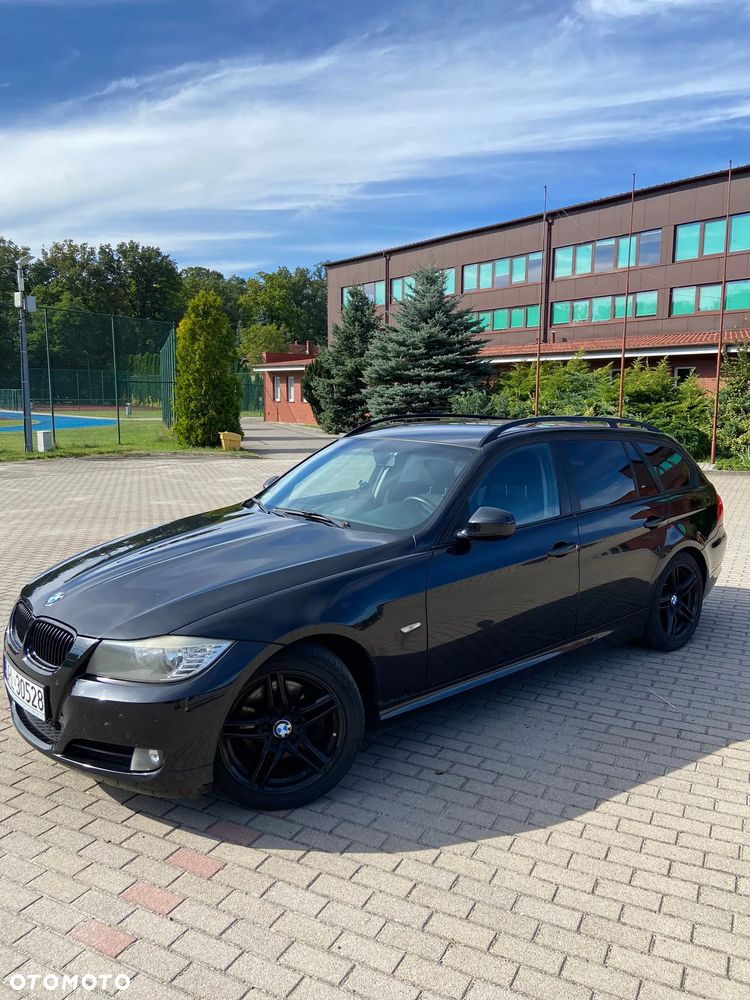 BMW Seria 3 318d - 3