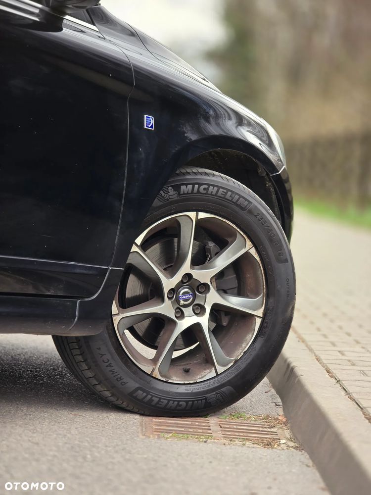 Volvo XC 60 D4 Drive-E Ocean Race - 38