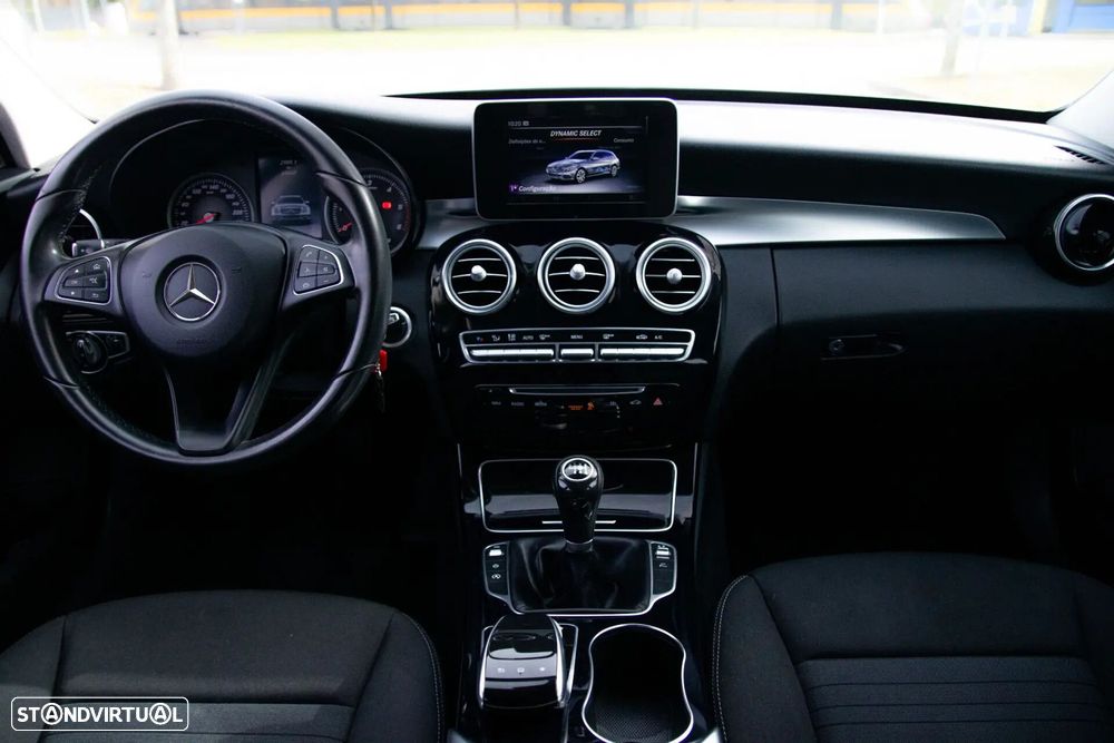 Mercedes-Benz C 180 - 3