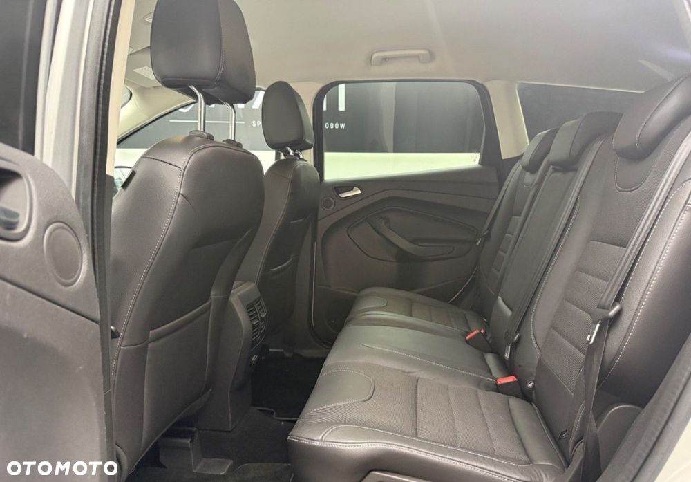 Ford Kuga 2.0 TDCi 4WD Titanium - 25