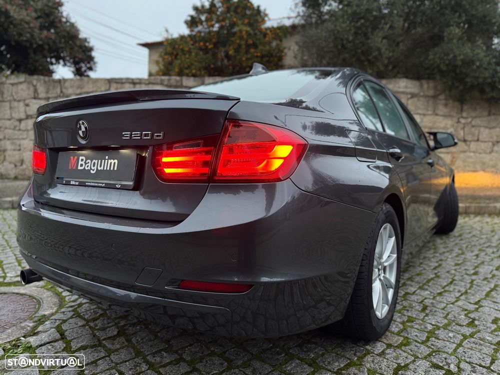BMW 320 d - 12