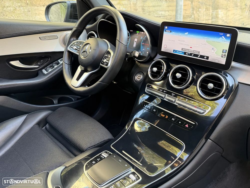 Mercedes-Benz GLC 300 de 4Matic 9G-TRONIC - 24