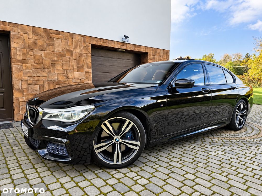 BMW 7 Series 2018 photo 2