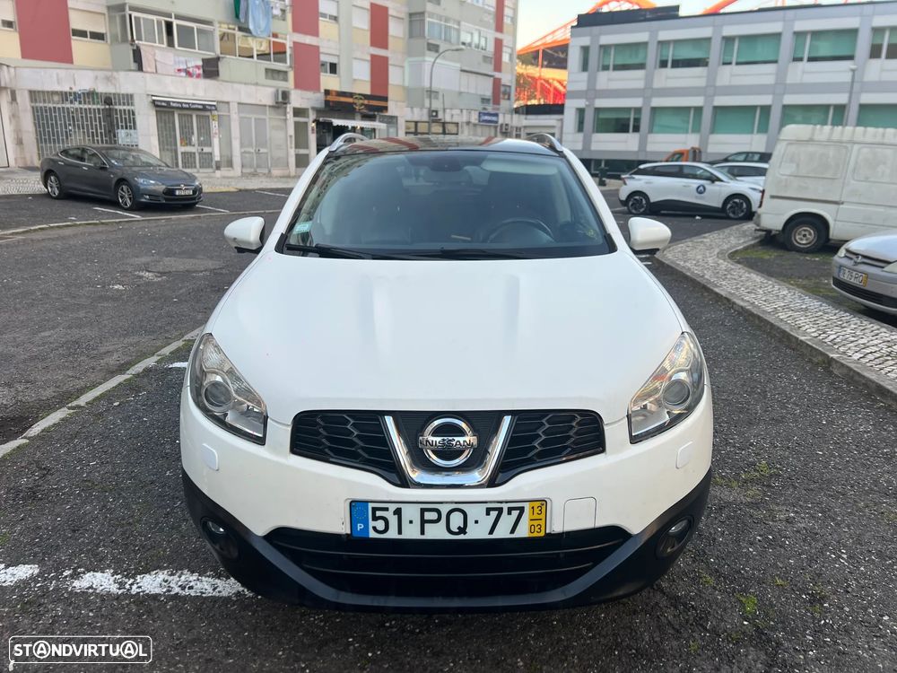 Nissan Qashqai - 2