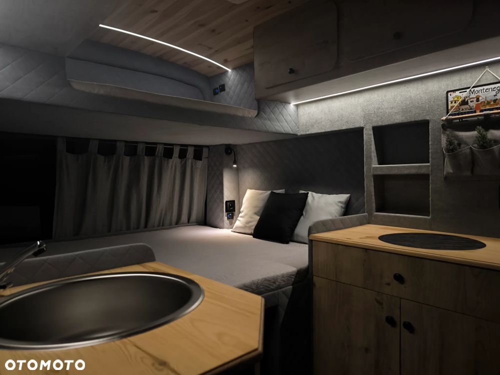 Ford Transit - 1