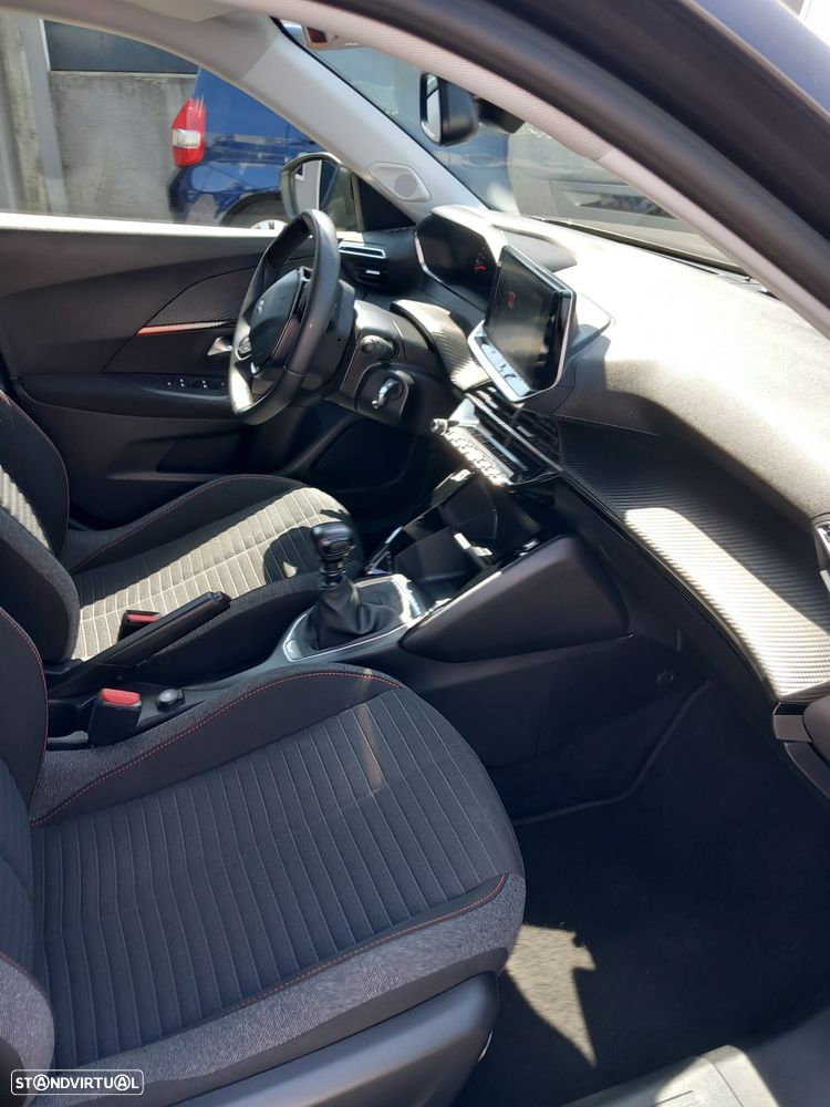 Peugeot 2008 1.2 PureTech Active - 11