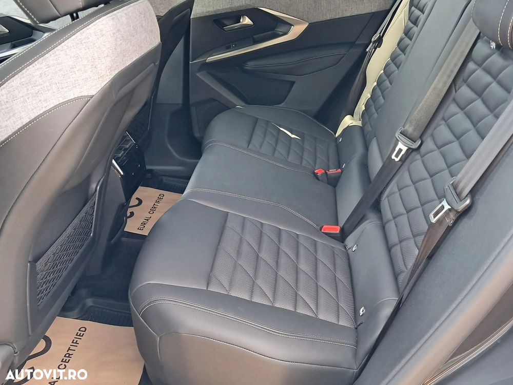 Peugeot 3008 1.2 MHEV 136 e-DCS6 GT - 9