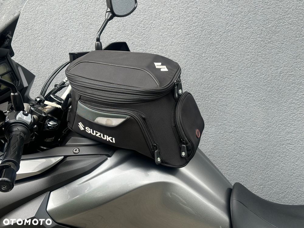 Suzuki DL - 24