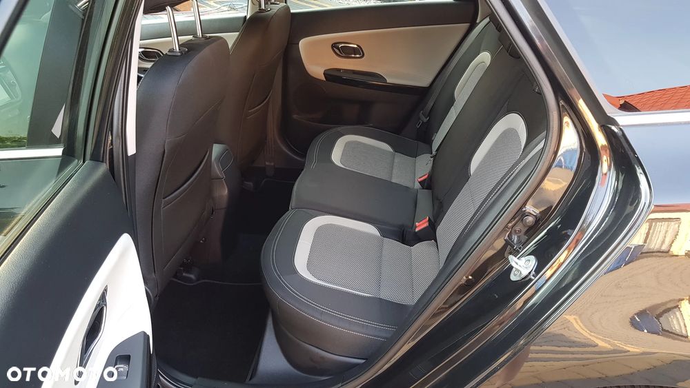 Kia Ceed 1.6 GDI Platinum Edition - 28