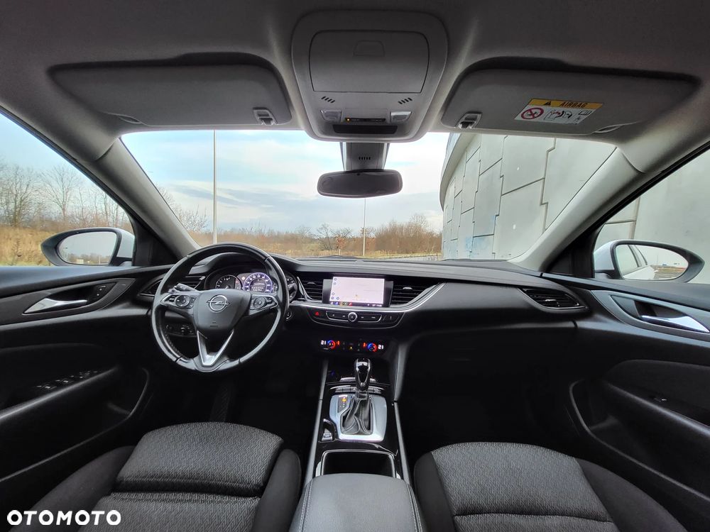 Opel Insignia - 21