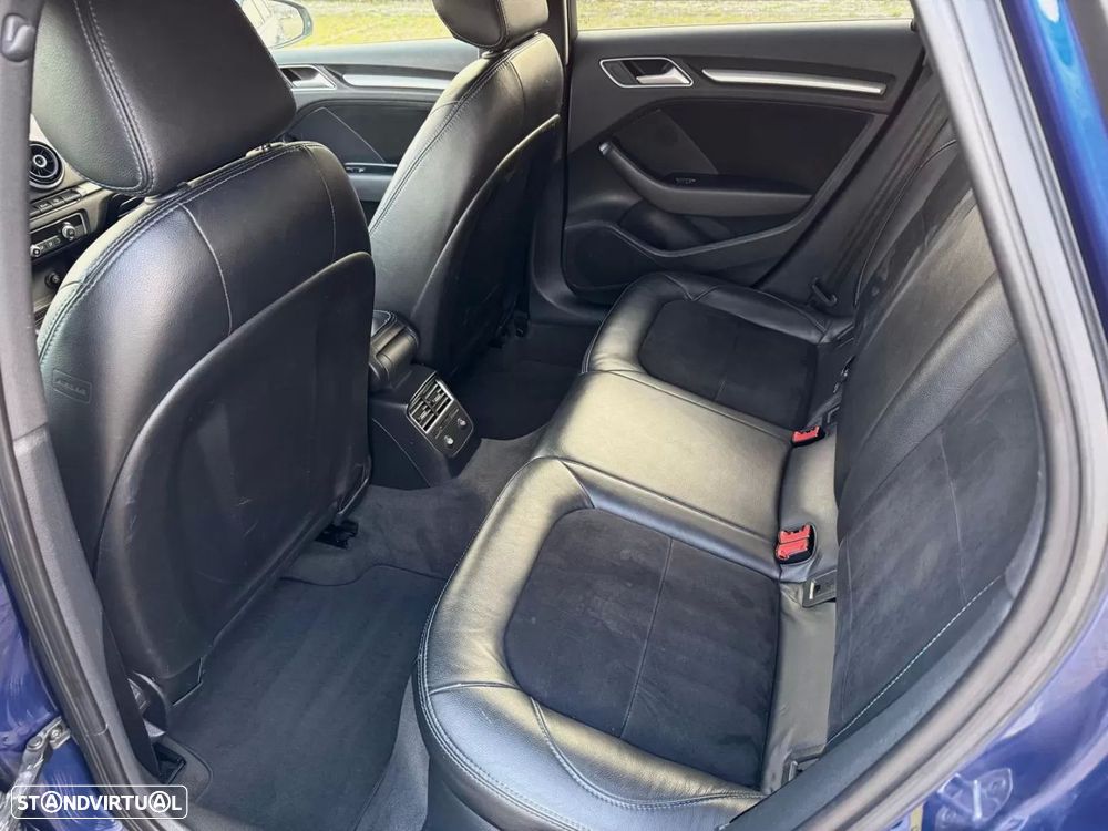 Audi A3 Sportback 1.6 TDI ultra Attraction - 12