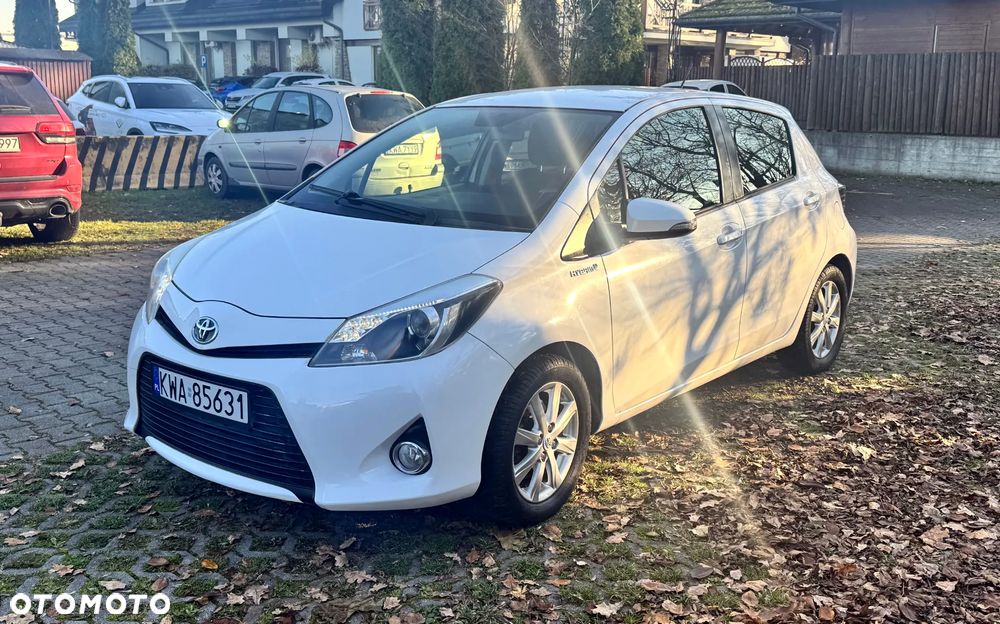 Toyota Yaris Hybrid 1.5 VVT-i Comfort - 1