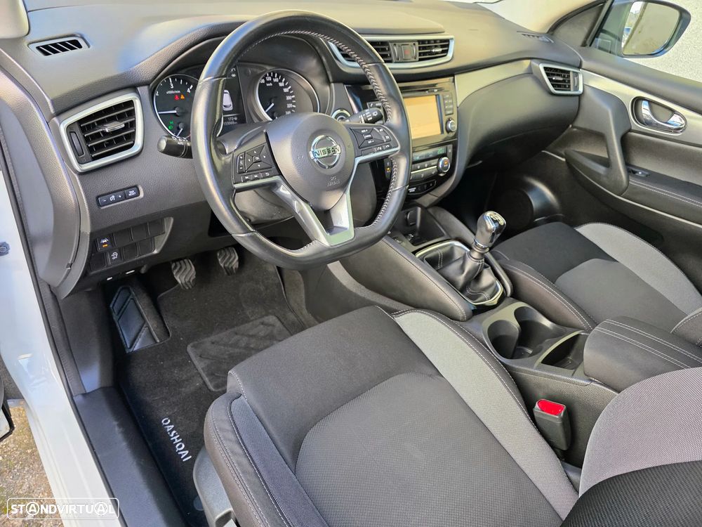 Nissan Qashqai 1.5 dCi N-Connecta Led - 33