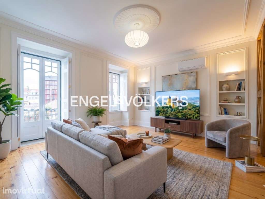 T4 remodelado com charme histórico junto ao El Corte Inglês - Grande imagem: 2/33