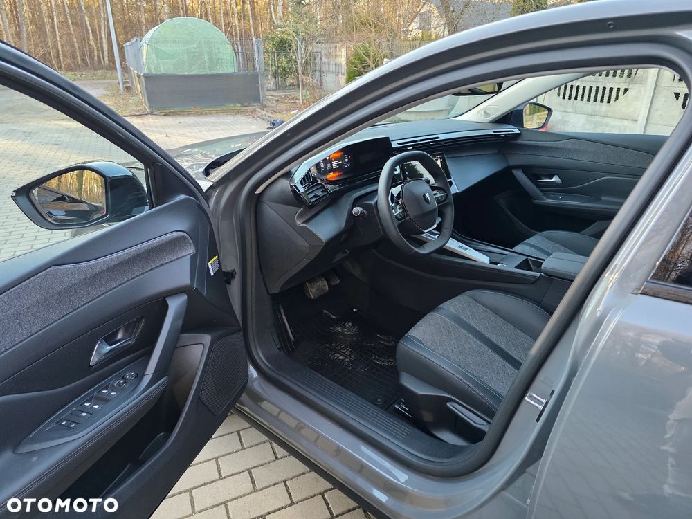 Peugeot 408 1.2 PureTech Allure S&S EAT8 - 9